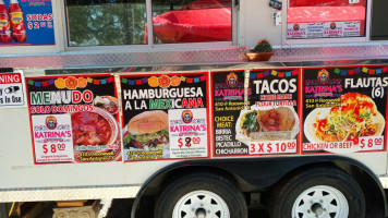 Katrina's Taco Truck food