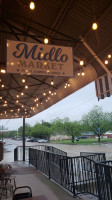 Midlo Market And Wine outside