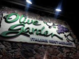 Olive Garden food