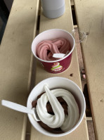 Menchie's Frozen Yogurt food