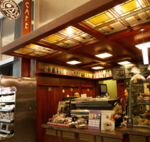 The Coffee Bean Tea Leaf First Hawaiian Center food