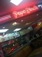 Papa Gino's inside