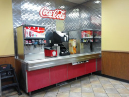 Hardee’s inside