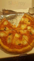 Nonno Alby's Brick-oven Pizza food
