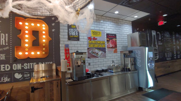 Dickey's Barbecue Pit inside