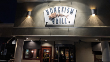 Bonefish Grill outside