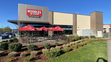 Noodles And Company outside