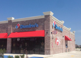 Domino's Pizza outside