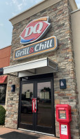 Dairy Queen Grill Chill outside