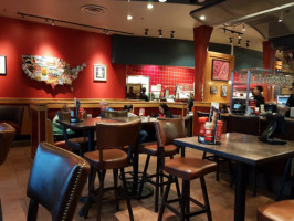 Red Robin Gourmet Burgers food