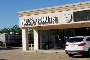 Paul's Donut outside