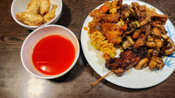 Mulan's Chinese Restaraunt food
