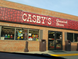 Casey's In Eff outside