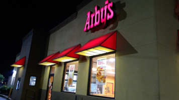 Arby's outside