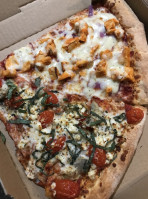 Golden State Pizza Grill food