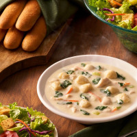 Olive Garden food