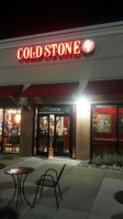 Cold Stone Creamery inside