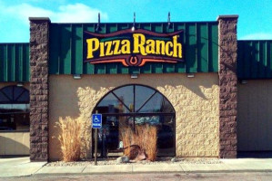 Pizza Ranch food