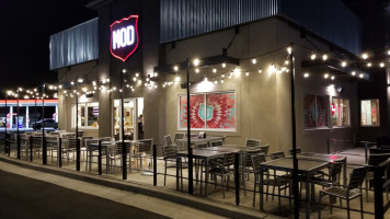 Mod Pizza food