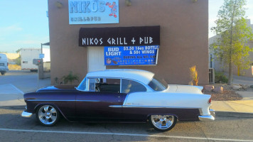 Niko’s Grill and Pub outside