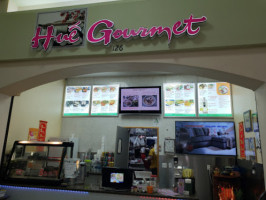 Huế Gourmet inside