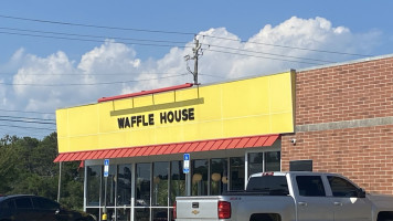 Waffle House outside