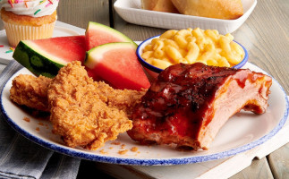 Golden Corral Buffet Grill food