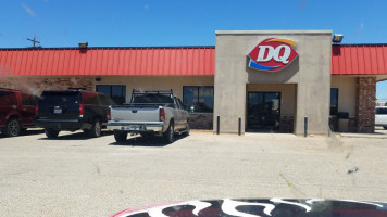 Dairy Queen outside