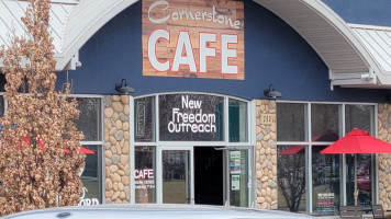 Cornerstone Cafe outside