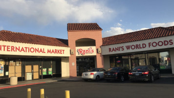 Rani's World Foods outside