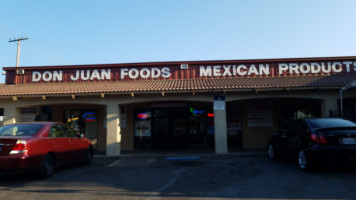 Don Juan Foods outside