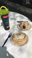 Cinnabon outside