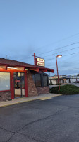 Jim's Burger Haven outside