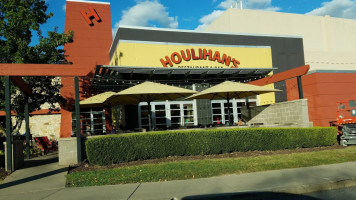 Houlihan's food