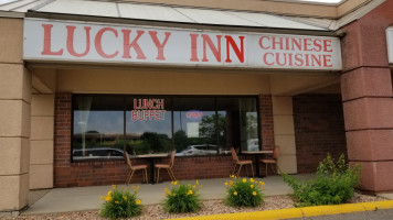 Lucky Inn Chinese Cuisine outside