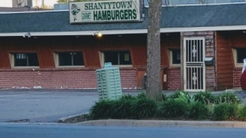 Shantytown Grill food