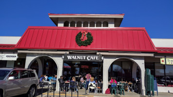 Walnut Cafe food