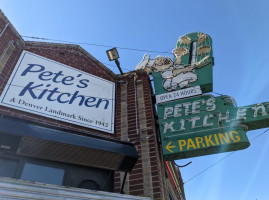 Pete's Kitchen food