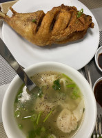 Mai's Asian Cuisine food