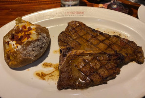 Longhorn Steakhouse food