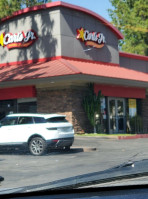 Carl’s Jr. outside