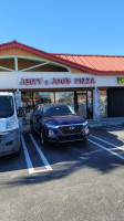 Jerry Joe's Pizza outside