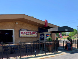 Hayward's Pit Bar B Que Catering Restaurant outside