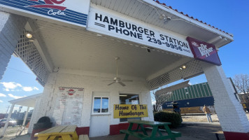 Hamburger Station food