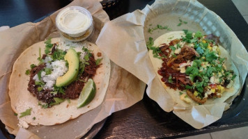 Torchy's Tacos Olathe food