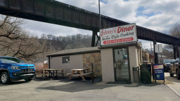 Johnny's Diner inside