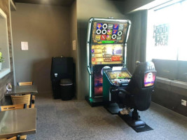 Darcy's Cafe Slots's inside