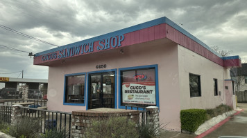 Cuco's Sandwich Shop outside