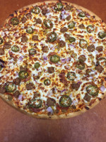 Horton's Pizza Plus food
