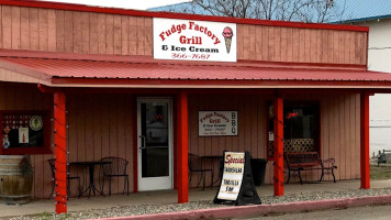 Fudge Factory Grill Ice Cream inside